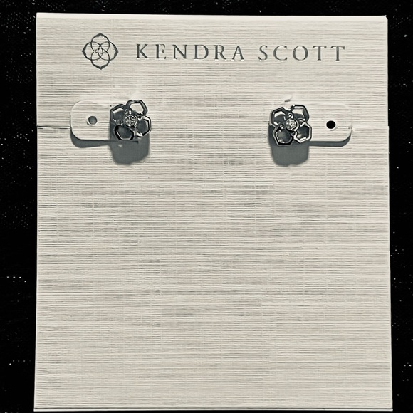 LOWEST PRICE AUTHENTIC KENDRA SCOTT 🆑 Final Sale-No Offers-No Shipping Discount - Picture 5 of 9
